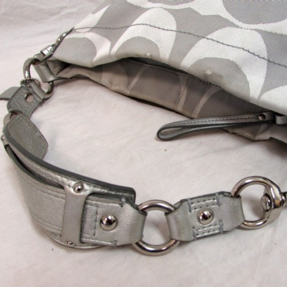 COACH SIGNATURE PLATINUM SILVER CARLY HANDBAG 1061 - Picture 6 of 8